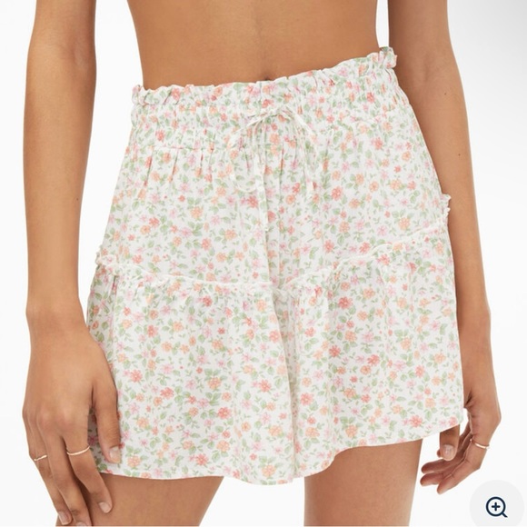 Juniors Floral High-waisted tiered skort Aeropostale out of stock Size XS - Picture 1 of 5